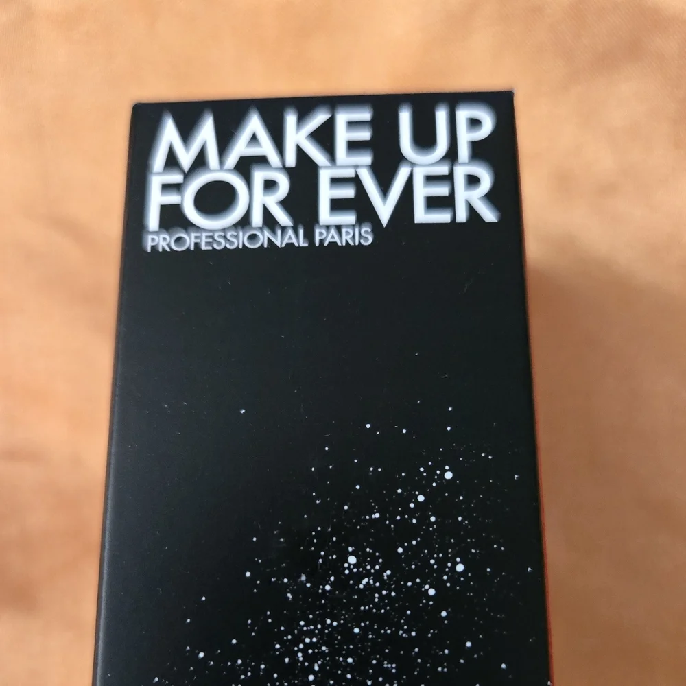 NIB Makeup Forever Mist & Fix 24hr Hydrating Setting Spray